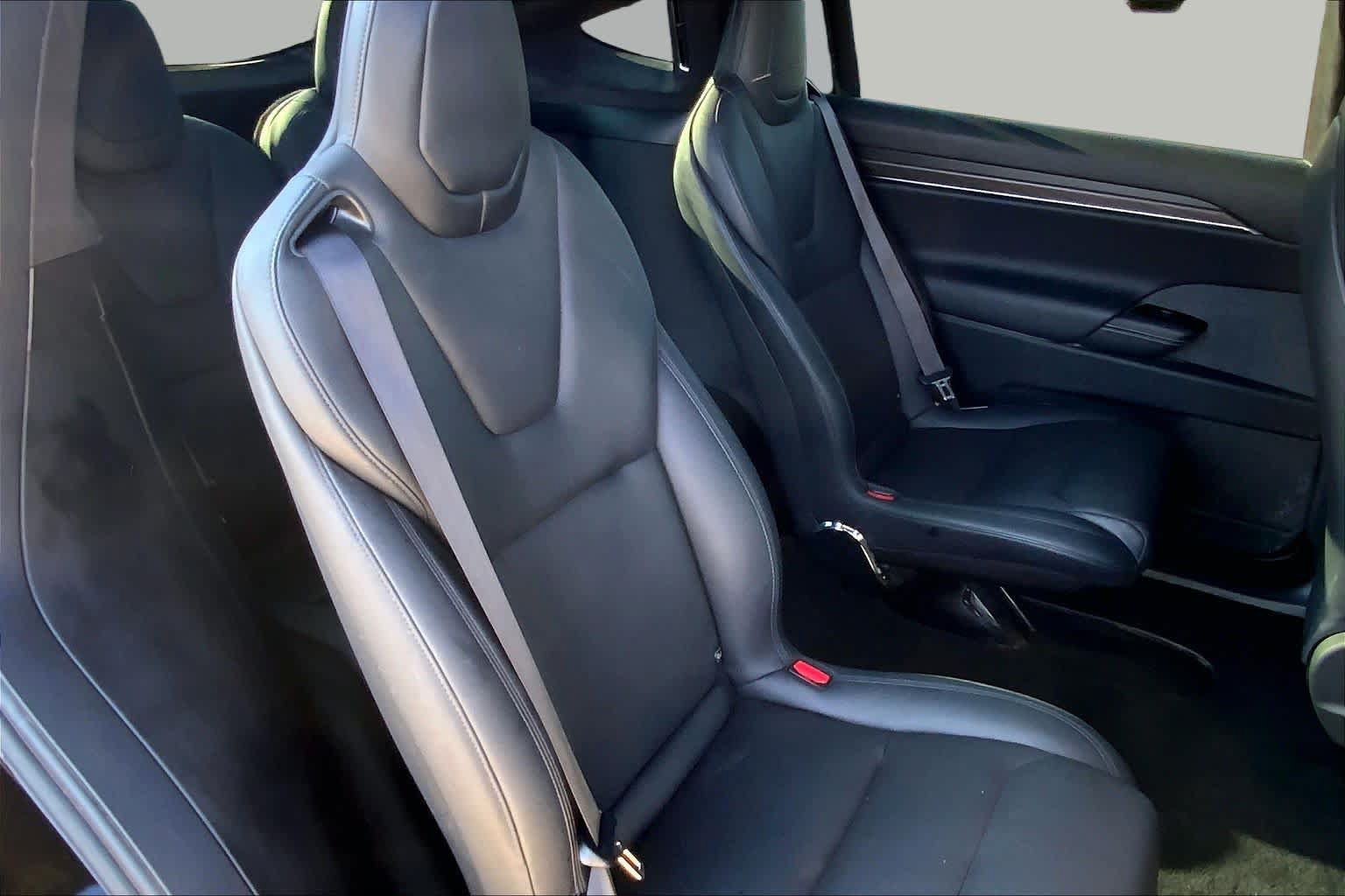 Used 2022 Tesla Model X AWD/4WD image 19
