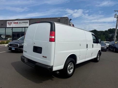 Used 2017 GMC Savana 3500 RWD image 5