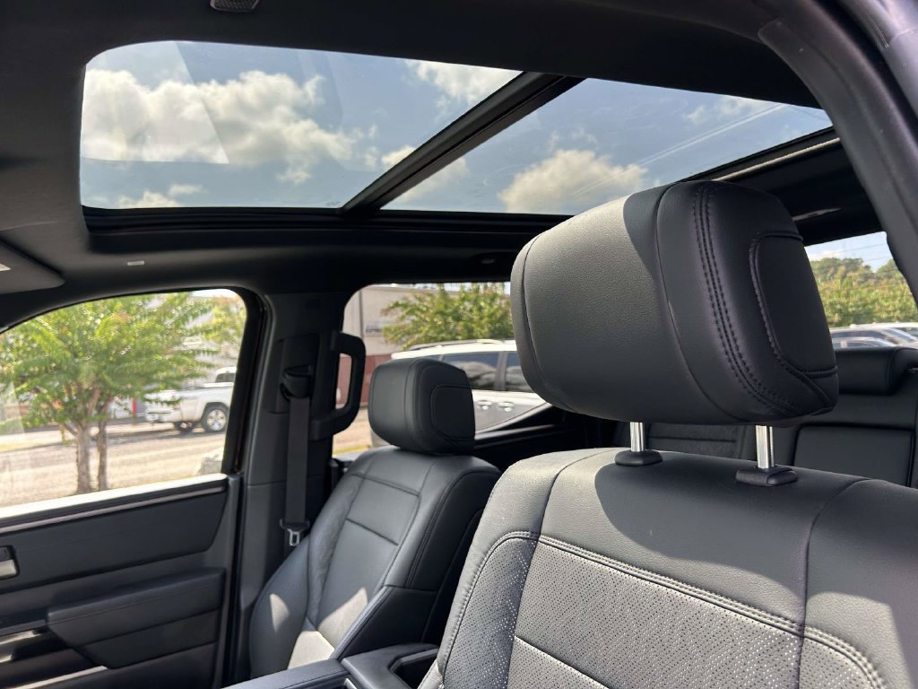 Certified 2025 Toyota Tundra Limited AWD/4WD image 16