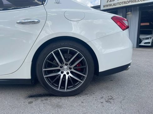 Used 2014 Maserati Ghibli S Q4 AWD/4WD image 36