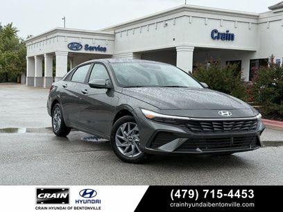 New 2025 Hyundai Elantra Blue
