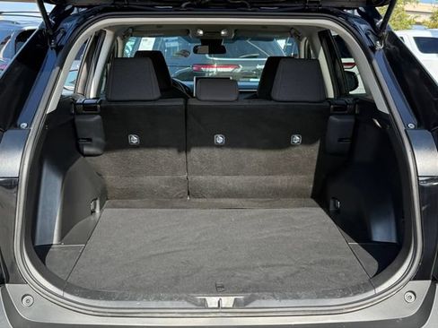 Used 2025 Toyota RAV4 LE AWD/4WD image 30