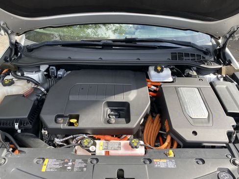Used 2012 Chevrolet Volt Premium w/ Premium Trim Package FWD image 12