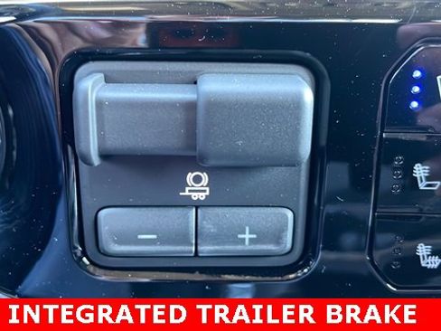 New 2026 GMC Sierra 2500 SLT w/ SLT Premium Package image 25