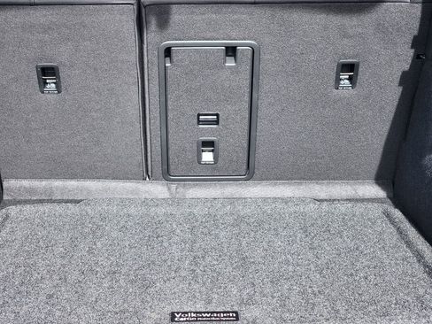 Used 2024 Volkswagen Taos SE AWD/4WD image 22