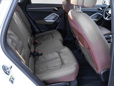 Used 2021 Audi Q3 2.0T Premium Plus w/ Premium Plus Package image 23