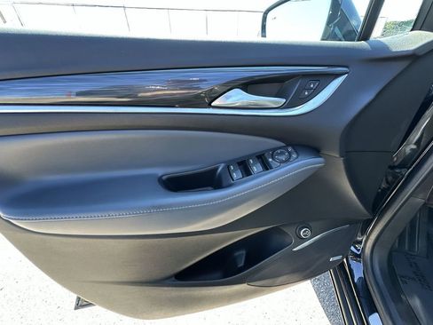 Used 2021 Buick Enclave Essence w/ Sound and Sites Package image 21