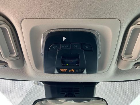 Used 2025 Toyota Corolla LE image 16