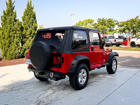 Used 2006 Jeep Wrangler X w/ Tire & Wheel Group (Ecco) AWD/4WD image 10