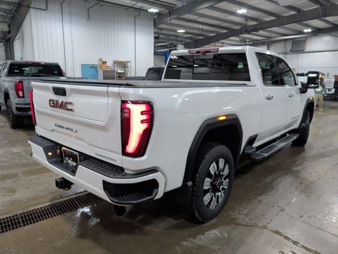 Used 2024 GMC Sierra 2500 Denali w/ Denali Reserve Package image 3