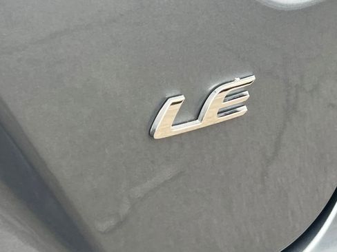 Used 2025 Toyota Corolla LE image 26