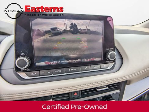 Used 2023 Nissan Rogue SV image 25