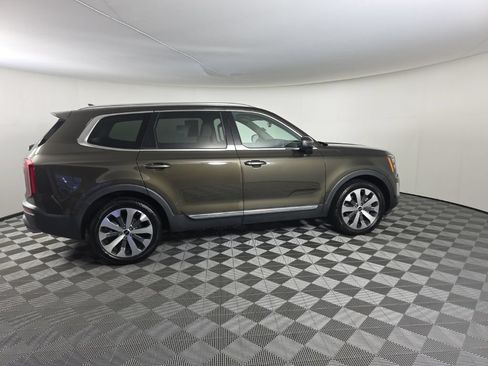 Used 2022 Kia Telluride EX w/ EX Premium Package AWD/4WD image 6