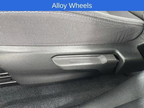 Used 2024 Subaru Crosstrek 2.0i Premium image 13