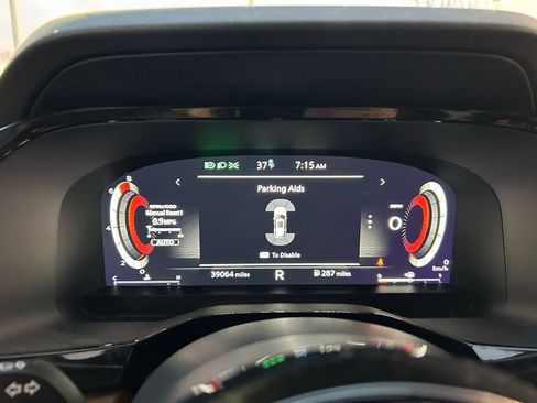 Used 2023 Nissan Pathfinder Platinum image 33