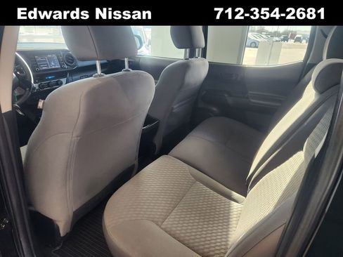 Used 2022 Toyota Tacoma SR image 12