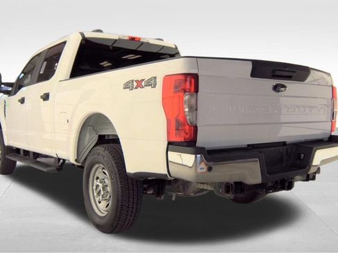 Used 2022 Ford F250 XL w/ Power Equipment Group AWD/4WD image 7