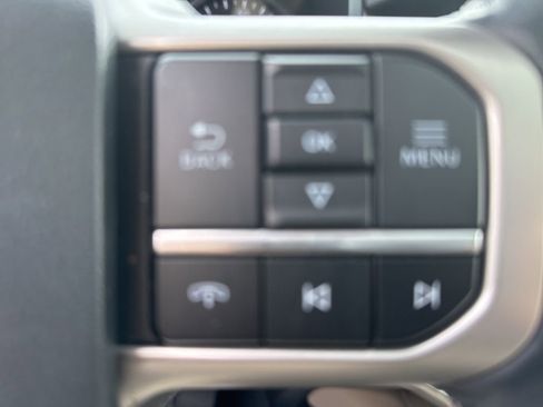 Used 2024 Ford Expedition Max Limited image 3