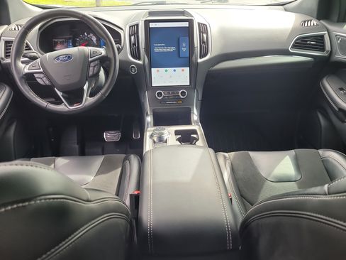 Used 2022 Ford Edge ST AWD/4WD image 16
