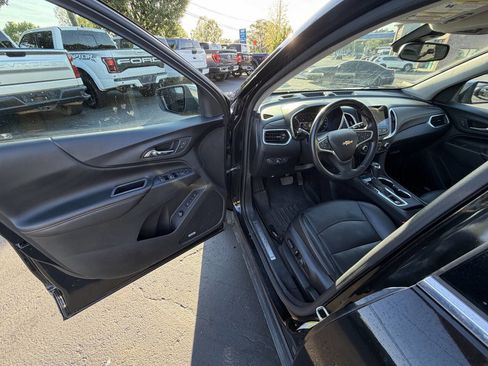 Used 2018 Chevrolet Equinox Premier AWD/4WD image 12