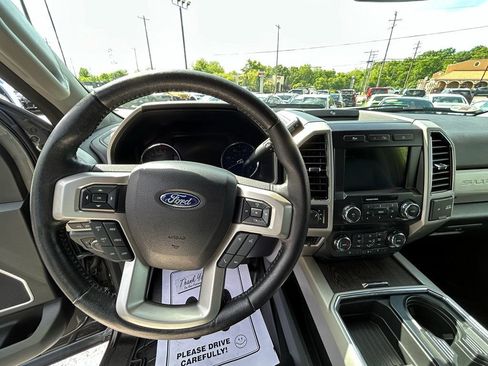 Used 2020 Ford F350 Lariat w/ Lariat Ultimate Package AWD/4WD image 16