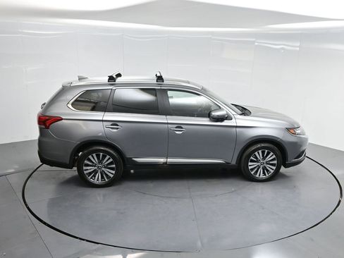 Used 2019 Mitsubishi Outlander SEL image 71