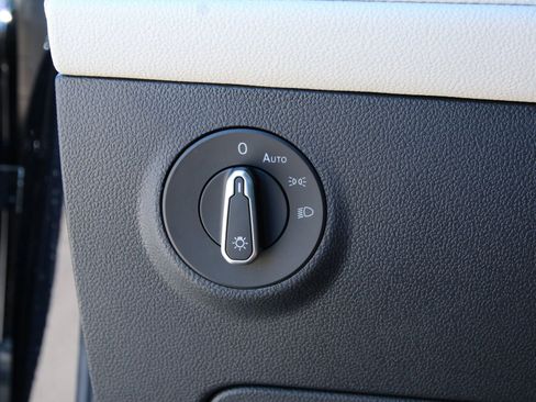 New 2026 Volkswagen Taos S image 16