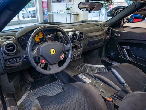 Used 2009 Ferrari F430 Scuderia image 9