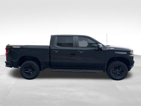 Used 2021 Chevrolet Silverado 1500 Custom Trail Boss w/ Midnight Edition AWD/4WD image 5