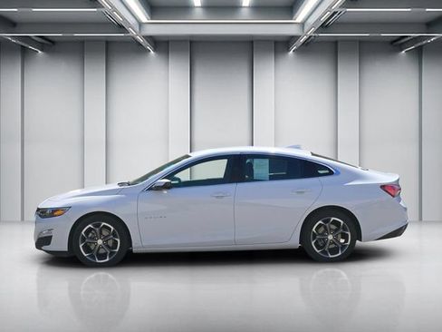Used 2021 Chevrolet Malibu LT FWD image 7