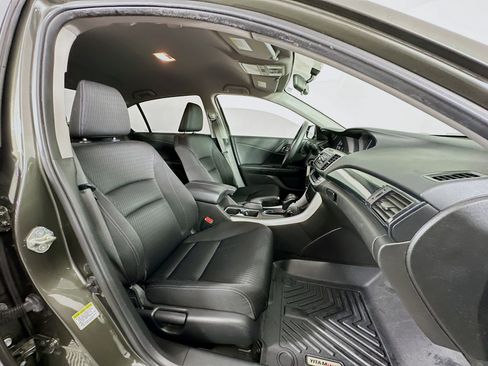 Used 2014 Honda Accord Sport image 25
