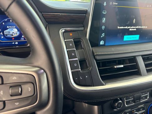 Used 2023 Chevrolet Tahoe Premier RWD image 44