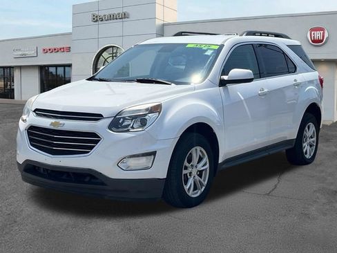 Used 2017 Chevrolet Equinox LT w/ Convenience Package FWD image 3