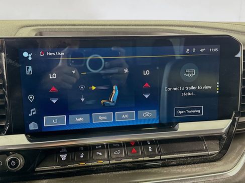 Used 2024 Chevrolet Silverado 3500 High Country w/ High Country Premium Package image 33