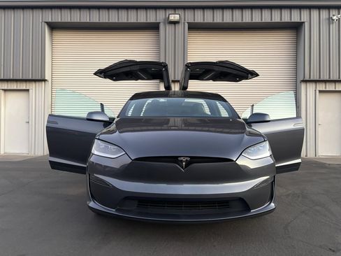 Used 2023 Tesla Model X AWD/4WD image 6