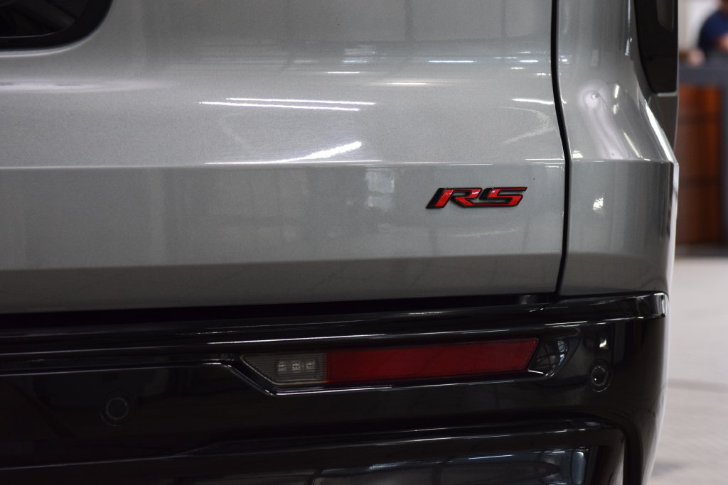 Used 2024 Chevrolet Traverse RS AWD/4WD image 24
