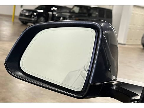 Used 2022 Tesla Model Y Performance AWD/4WD image 34