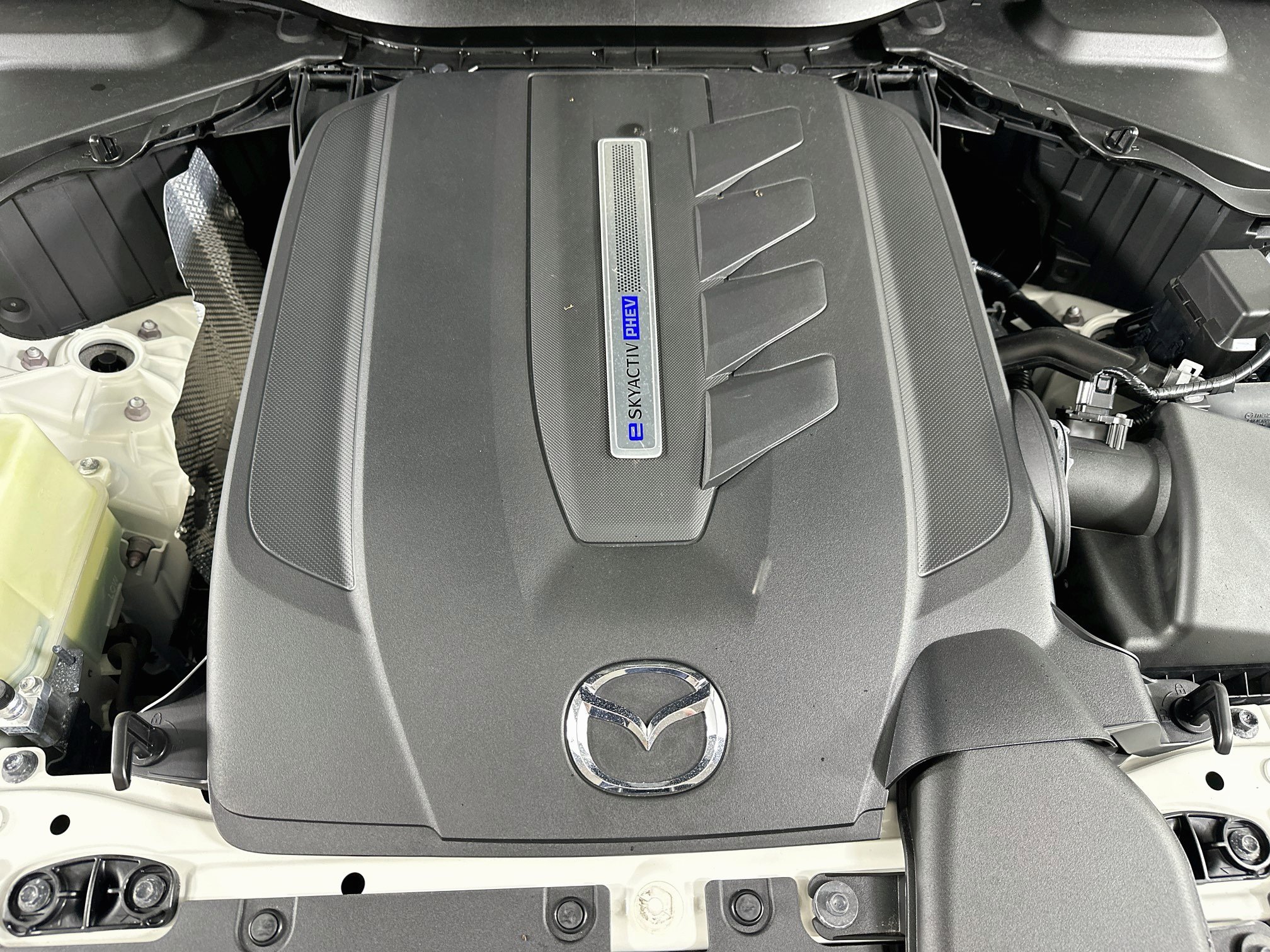 Used 2024 MAZDA CX-90 Plug-In Hybrid w/ Preferred AWD/4WD image 35