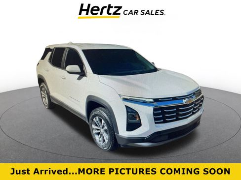 Used 2025 Chevrolet Equinox LT image 1