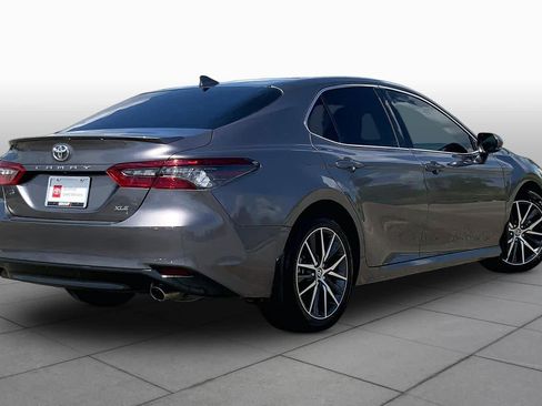 Used 2023 Toyota Camry XLE FWD image 13