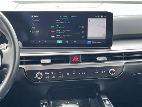 Used 2024 Kia Sorento S image 15