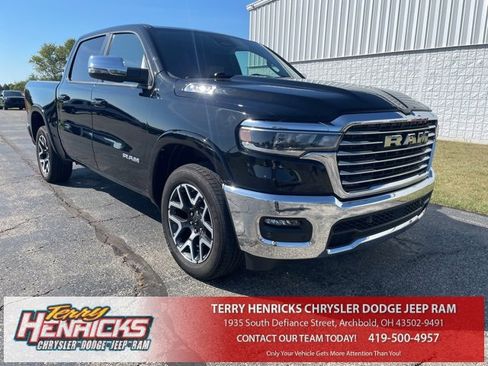 Used 2025 RAM 1500 Laramie image 1