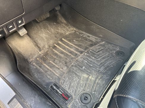 Used 2016 Lexus ES 350 w/ Luxury Package w/Wood Trim image 16