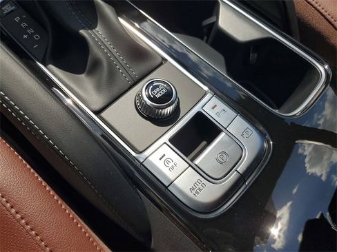 New 2025 Kia Telluride SX w/ SX Captain's Chair Package image 43