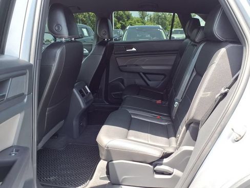 Used 2022 Volkswagen Atlas Cross Sport SE AWD/4WD image 21
