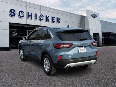 Certified 2023 Ford Escape Active image 3