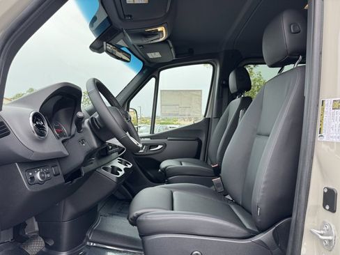 New 2026 Mercedes-Benz Sprinter 2500 image 2