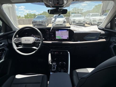 New 2025 Audi Q5 Premium Plus image 15