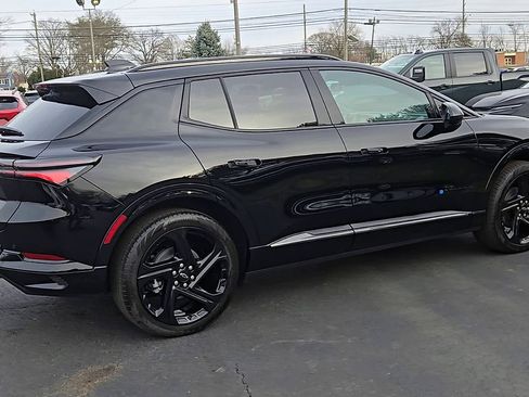 New 2026 Chevrolet Equinox EV RS image 4