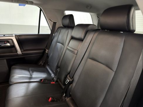 Used 2018 Toyota 4Runner Limited AWD/4WD image 7